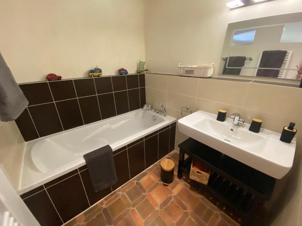 Les Loges De Yoff Bed & Breakfast Ambon Exterior foto